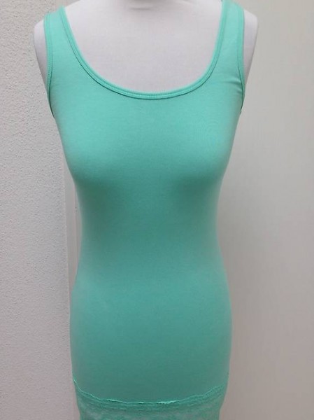 Top Oberteil, hellgrün mit Spitzen Gr. S