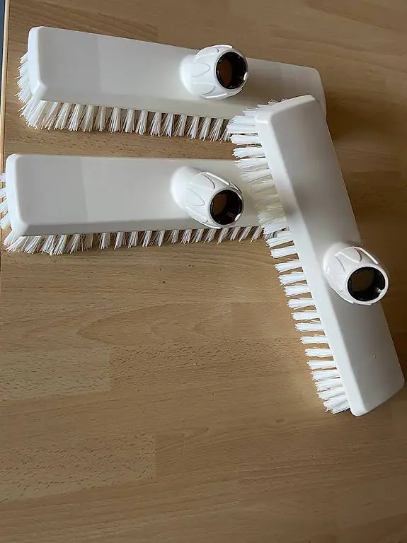Reinigungsbürsten / Bodenschrubber