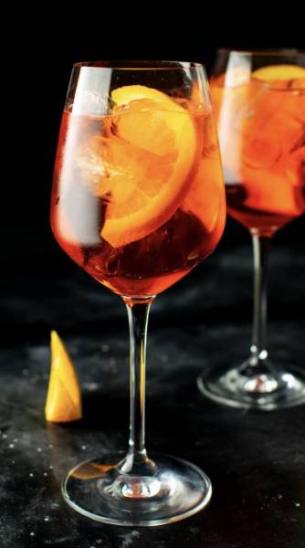 Apéro Spritz en Lounge-Bar