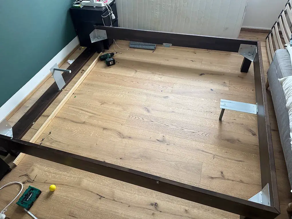 Echtholz Bettgestell 180x200cm