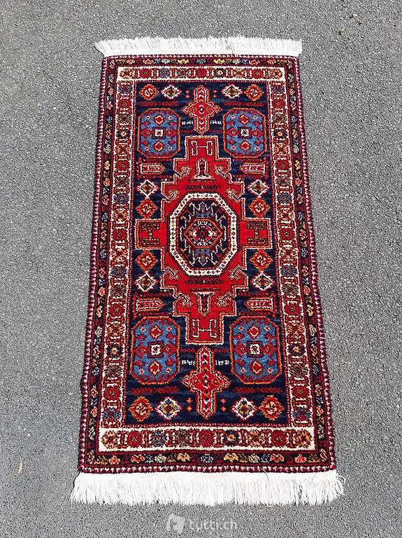 Handgeknüpfter Orientteppich, 146 x 68 cm