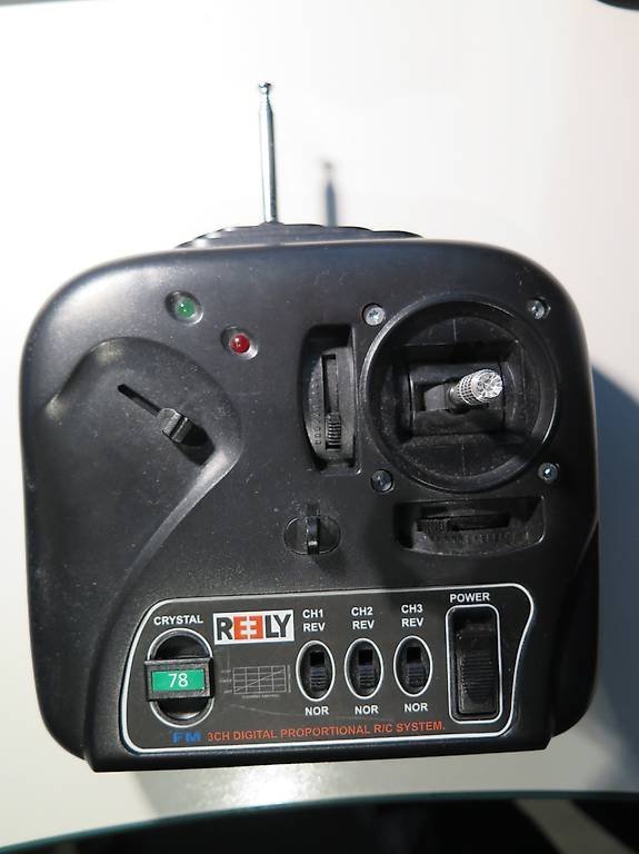 rc Reely Hand-Fernsteuerung 35 MHz mit 80&78 Empfängerquarz.