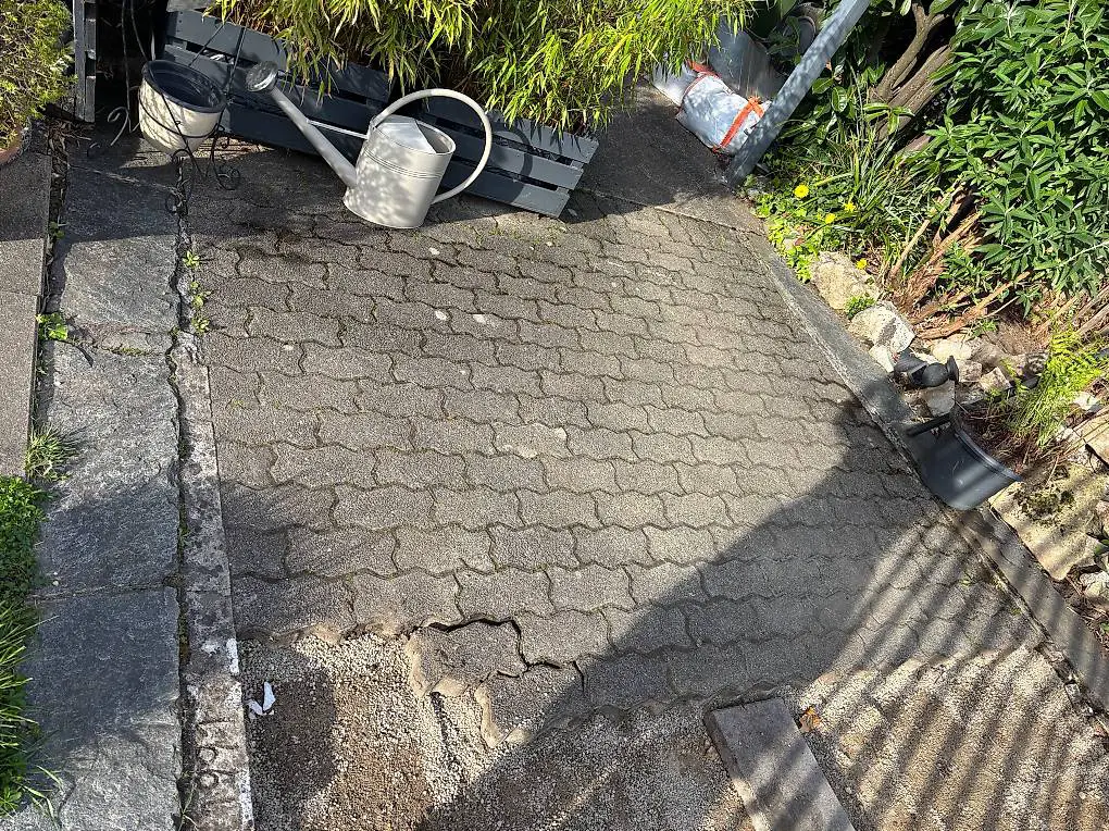 Pflastersteine gratis abzugeben