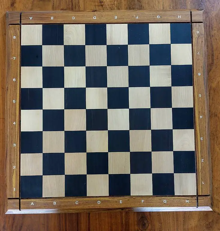 Schachbrett ohne Figuren