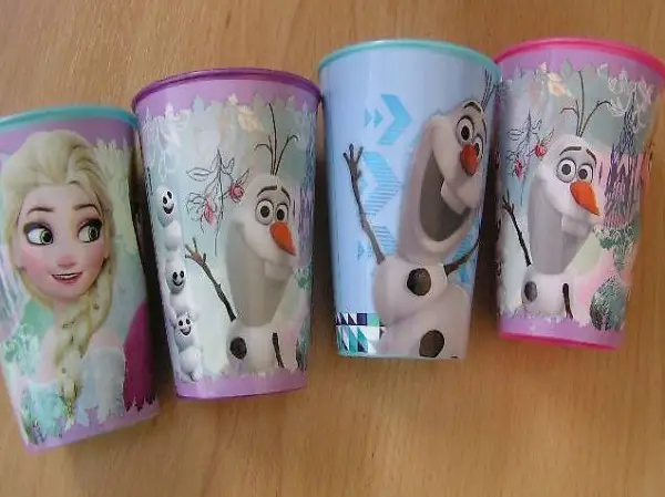 Geschirr 8 x Kunststoff-Becher Frozen