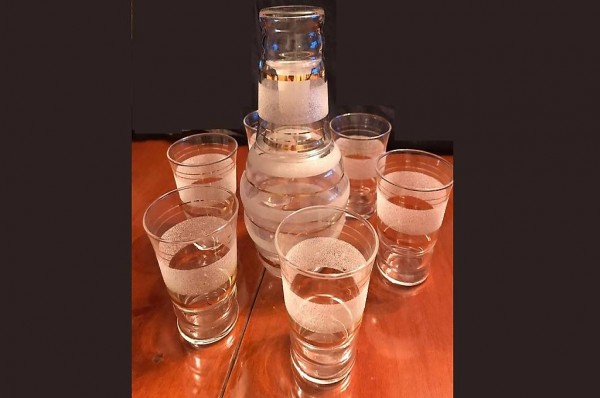 Karaffe mit Gläser - Set 8 teilig