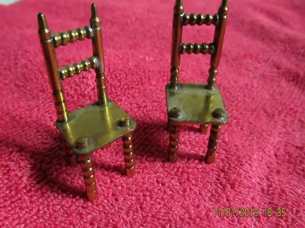  Stuhl, Hochlehner, Küchenstuhl, Messing? Bronce?