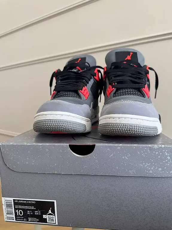 Jordan 4 Retro infrarot Nr. 44