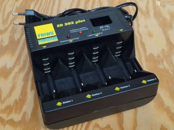 Akku Ladegerät FRIWO EB202 plus