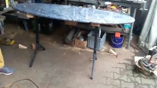 1Tischplatte Stein azul