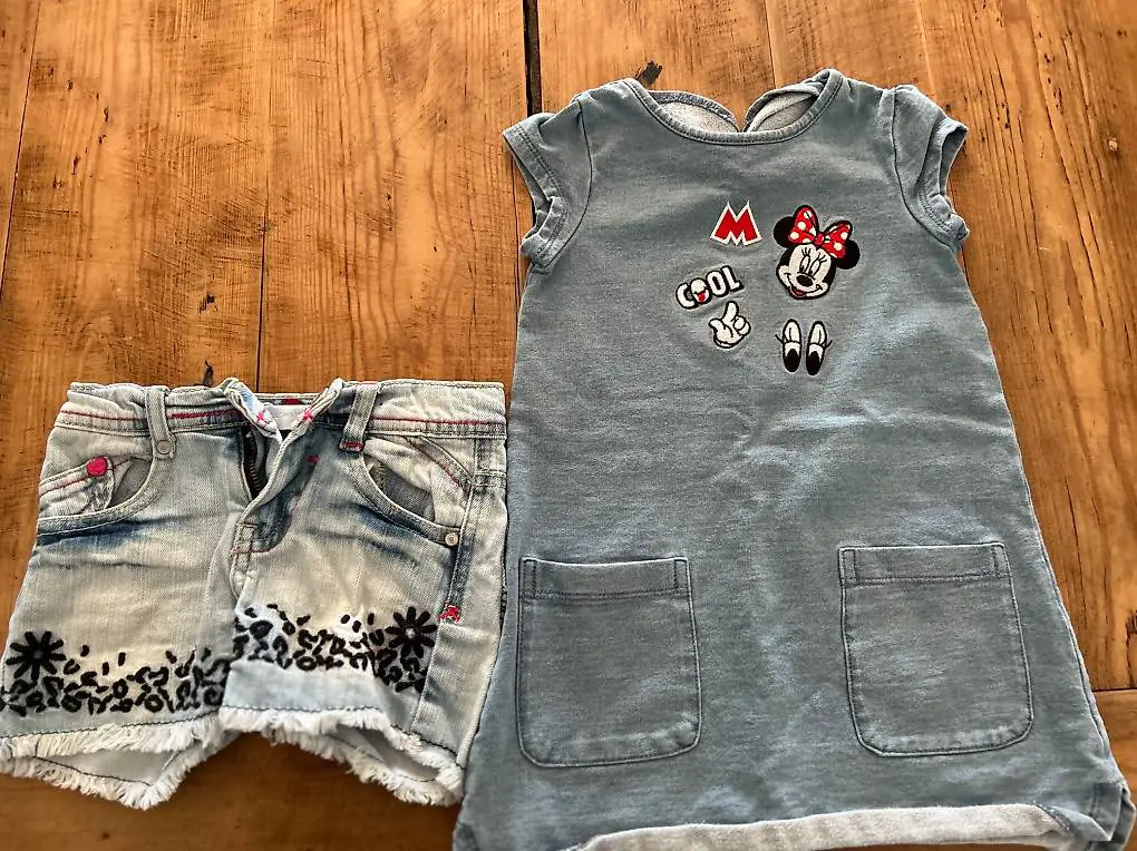 Jeanskleid und kurze Hose Gr. 92