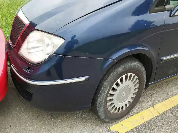  Lancia Phedra Stossstange vorne