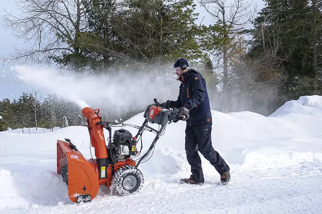 husqvarna schneefräse st227p