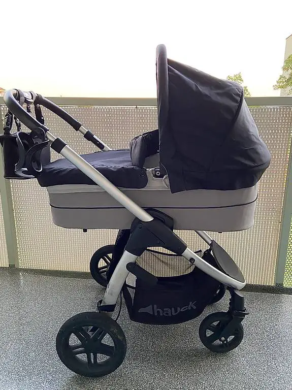 Hauck Kinderwagen Set mit Isofix und Autositz