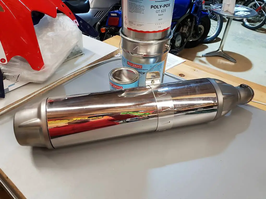 BMW K 1200 R + S Auspuff Topf 18 12-7 698 690 BZuReb