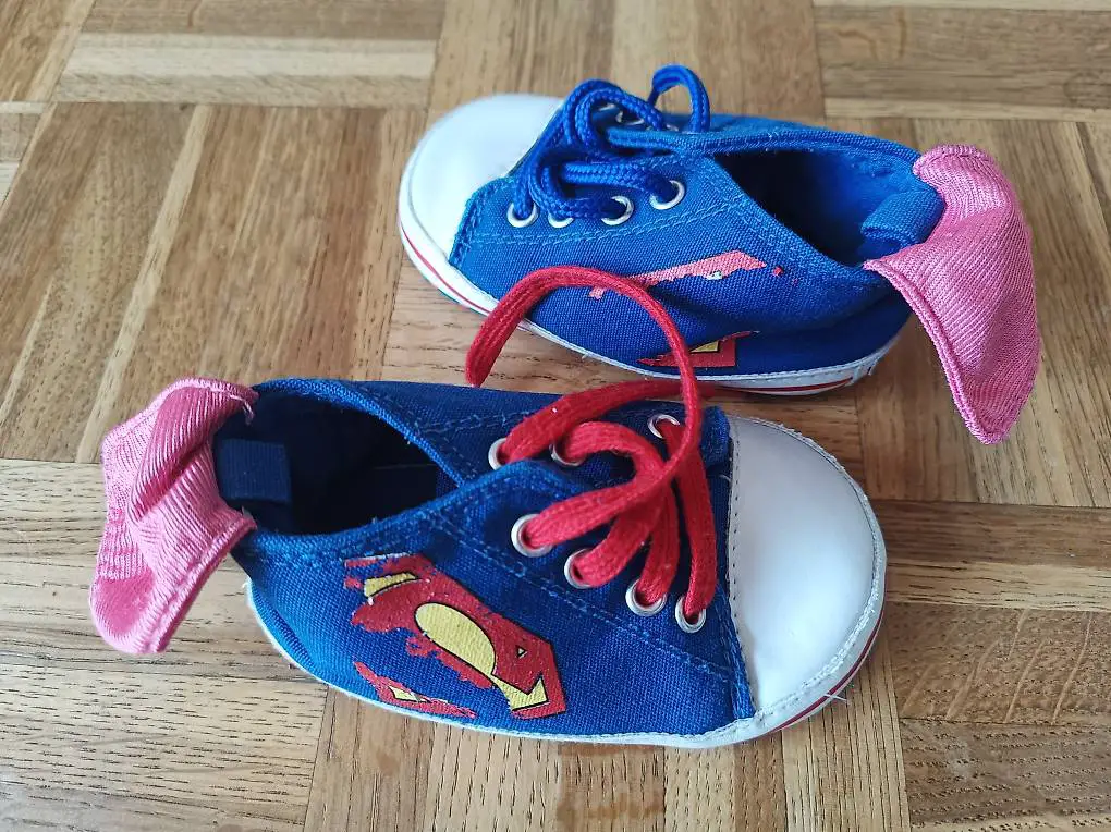 Superman -girl Krabbelschuhe Gr 19 (13 cm) Baby Schuhe