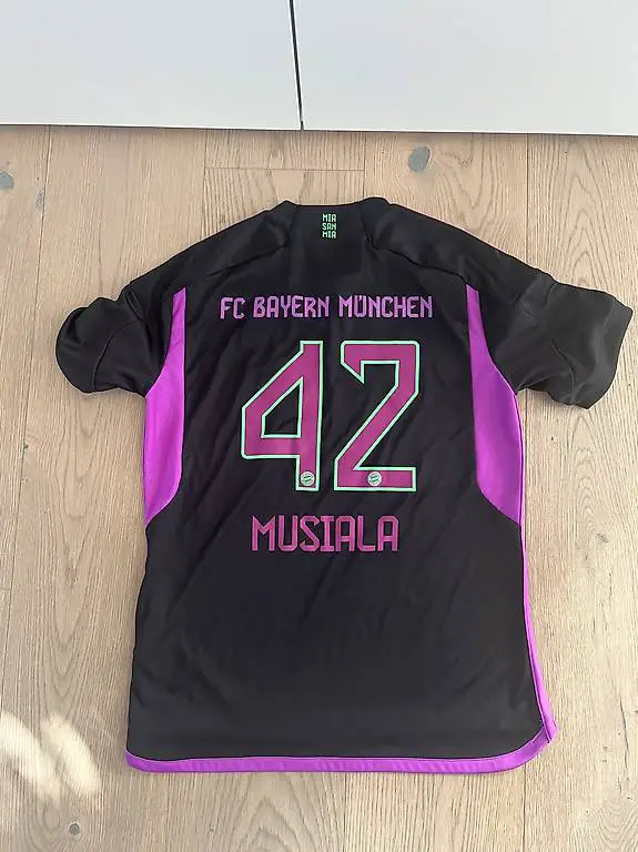 Fussballtrikot Bayern München