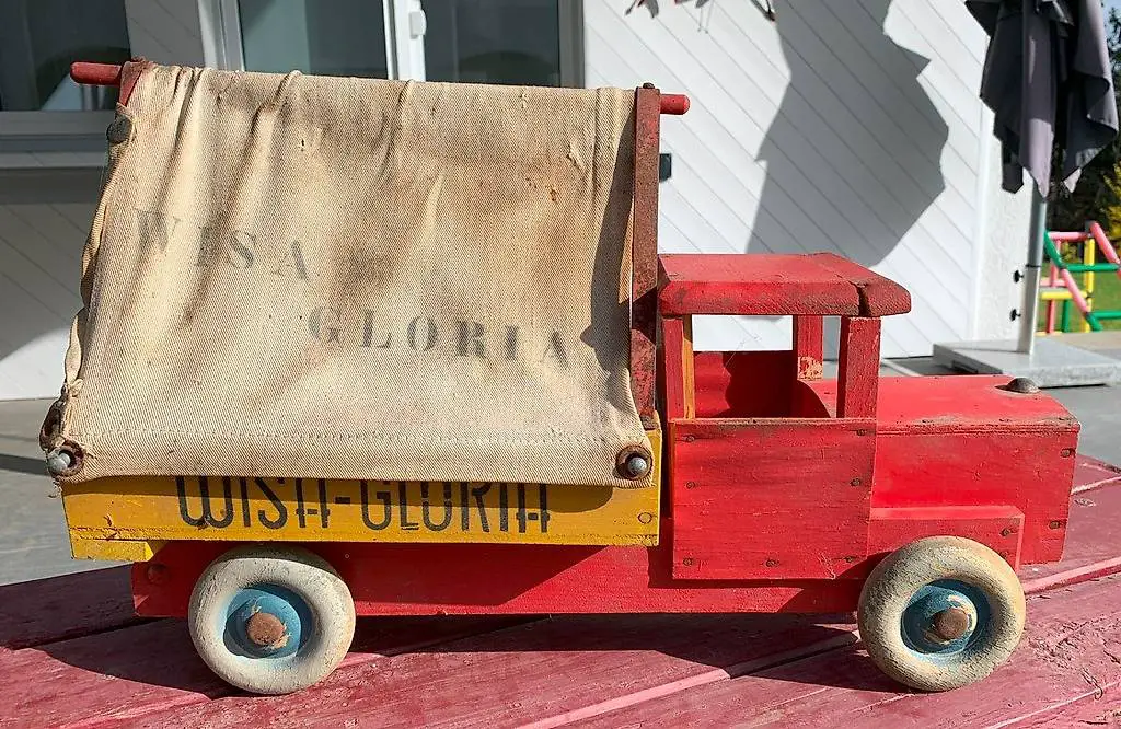 Lastwagen mit Kippfunktion/Visa Gloria (Antikspielzeug)