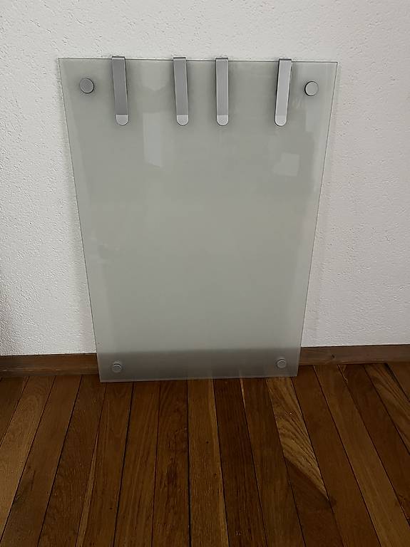 Notizbrett aus Milchglas