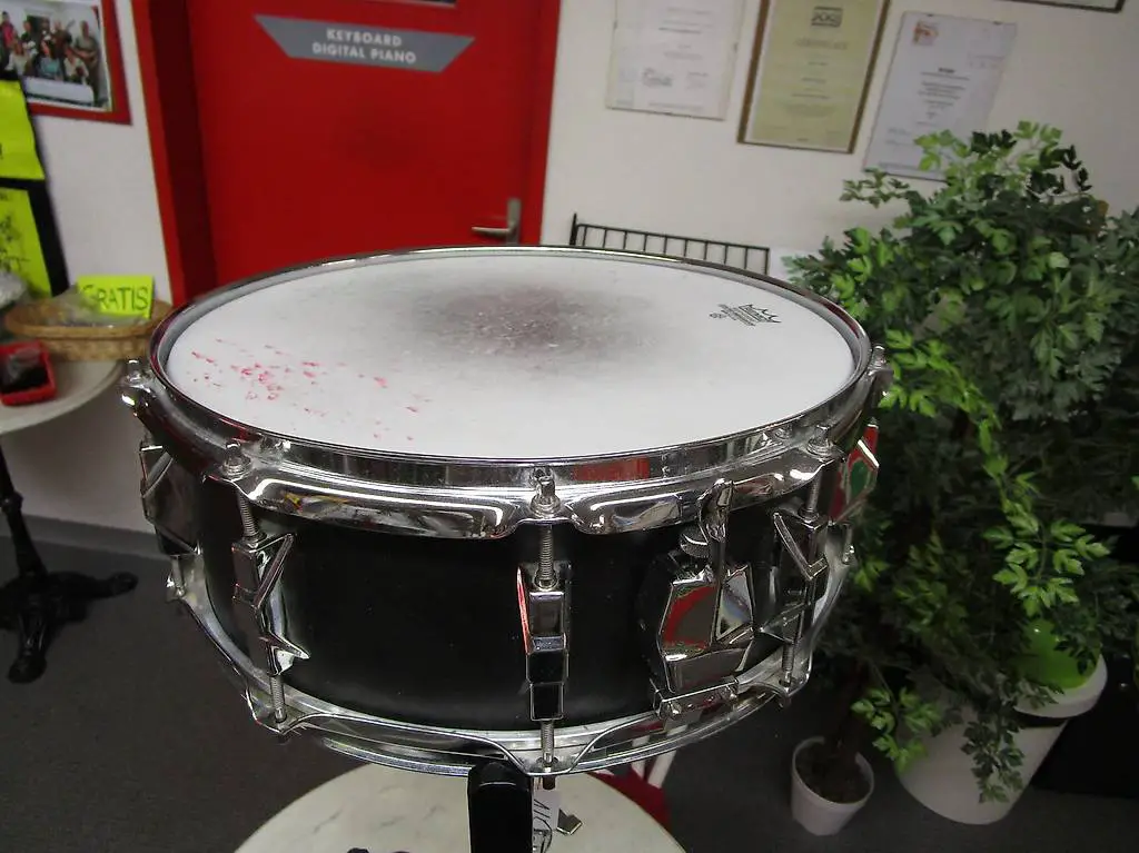 snare metall 14 x 5" guter sound, schwarz matt, gebraucht
