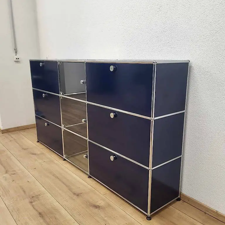 USM Haller Sideboard Stahlblau Vitrine 3x3