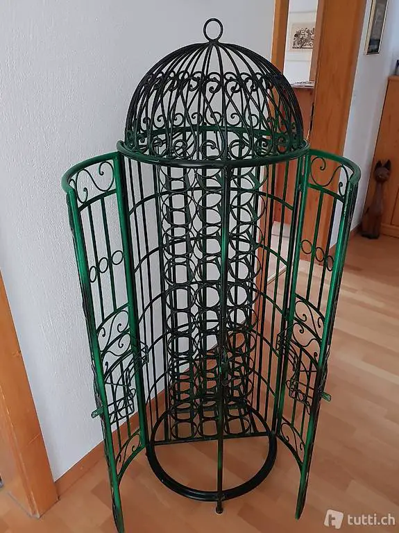 Weingestell aus Gusseisen