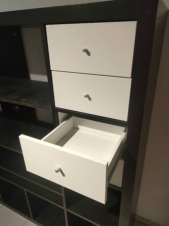 IKEA Regal mit Schubladen / TV Regal