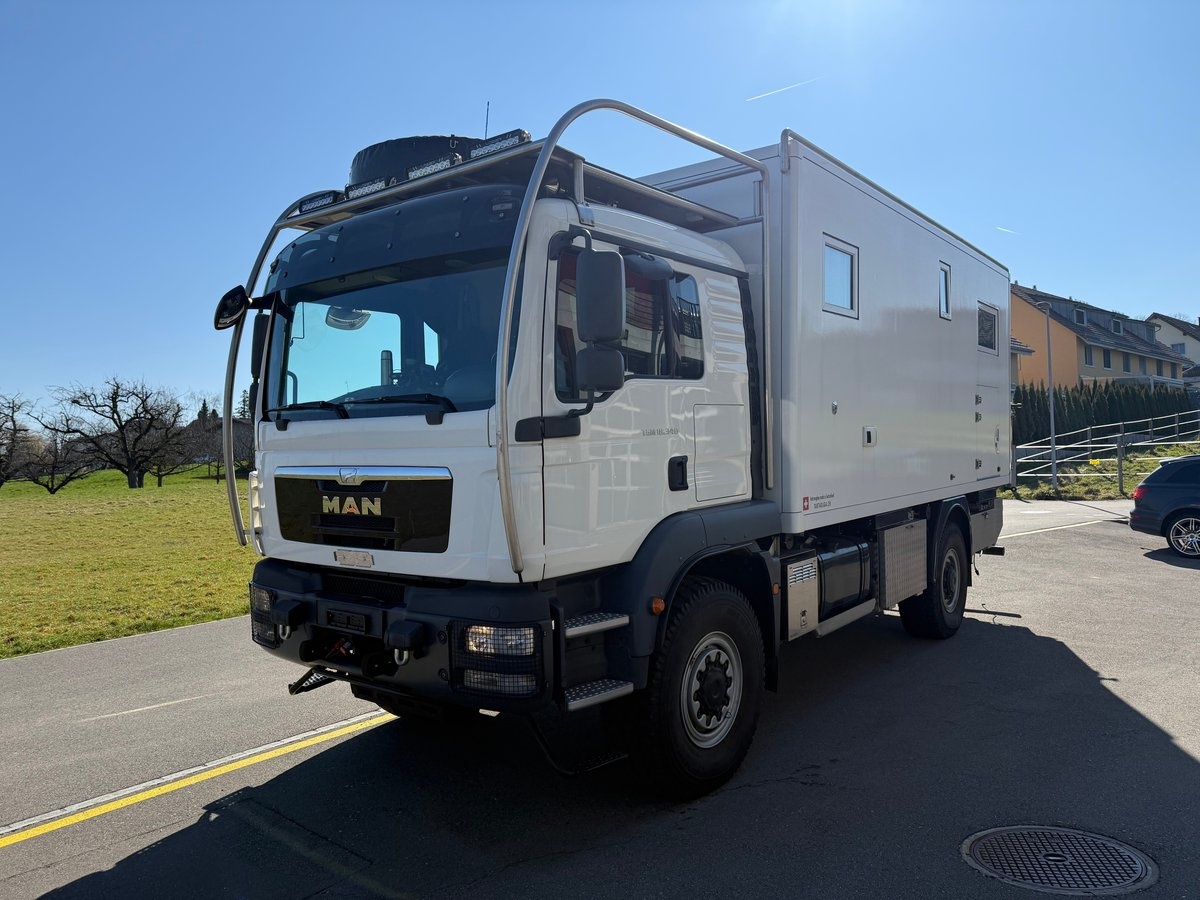 MAN 18.340 4x4 mit 3 Sperren