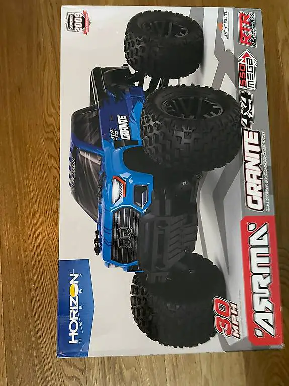 Rc Auto mit 3 Akkus / horizon