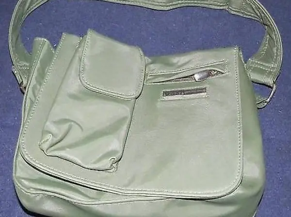 Schöne dunkelgrüne Tasche von "YPSO"