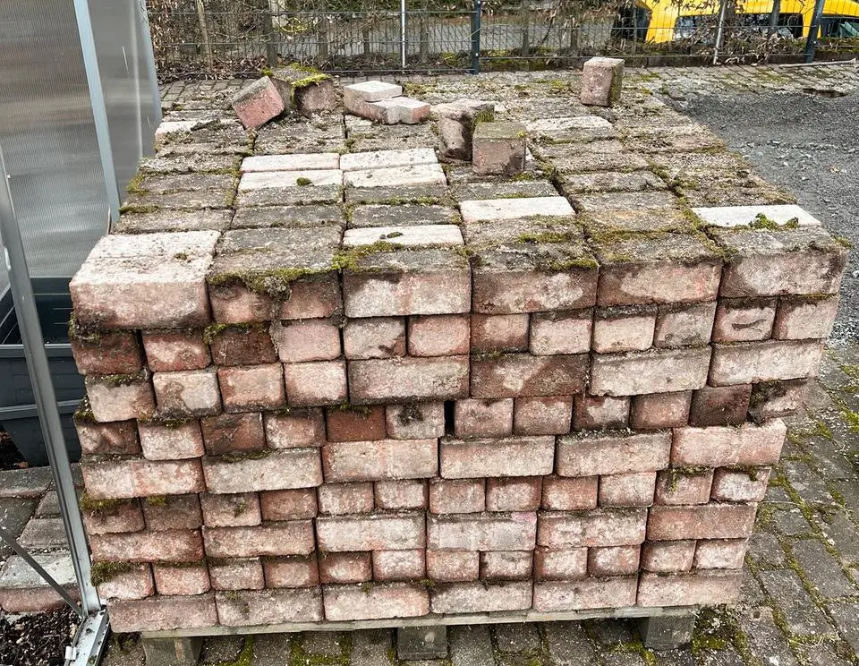 Pflastersteine zu verschenken