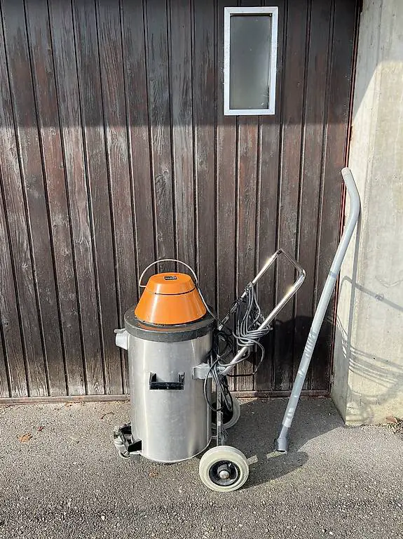 Taski Industrienasssauger