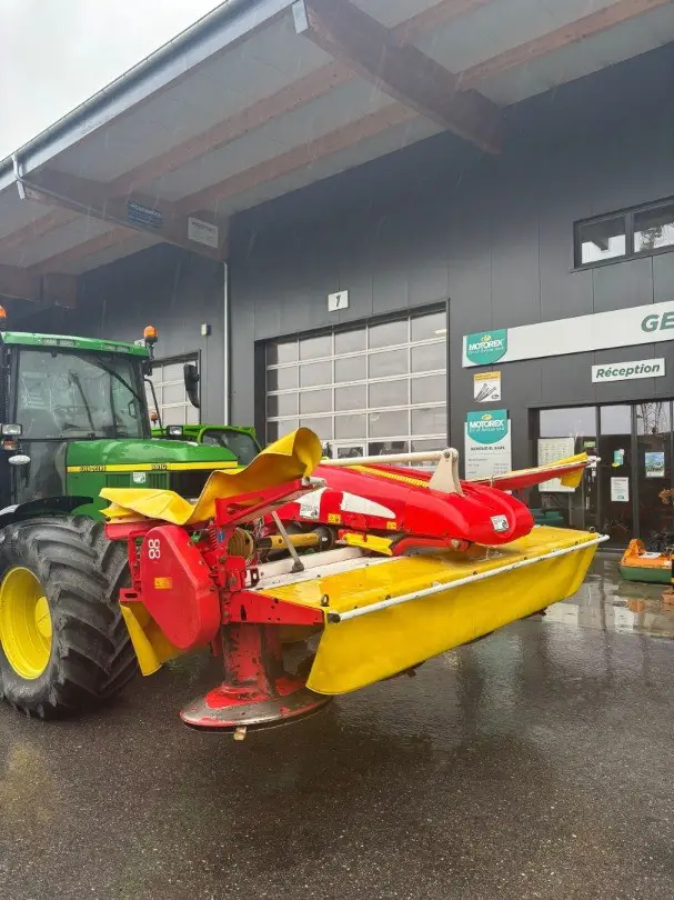Faucheuse frontale Pottinger Eurocat 311 Alpha-Motion Plus
