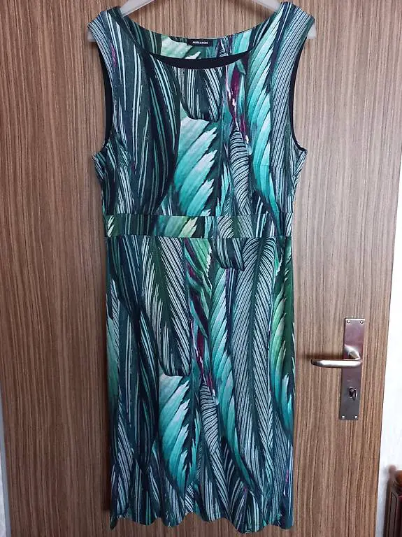 Marke "More & More", Tolles Kleid, stretch, Gr ca 42