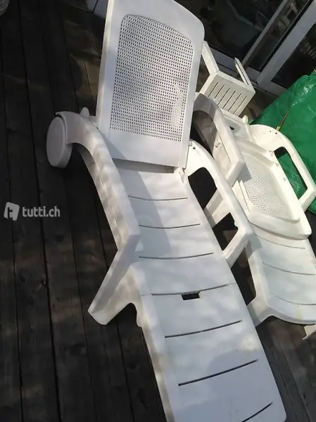 Sonnenliege Weiss zusammenlegbar mit eingebautem Kasten