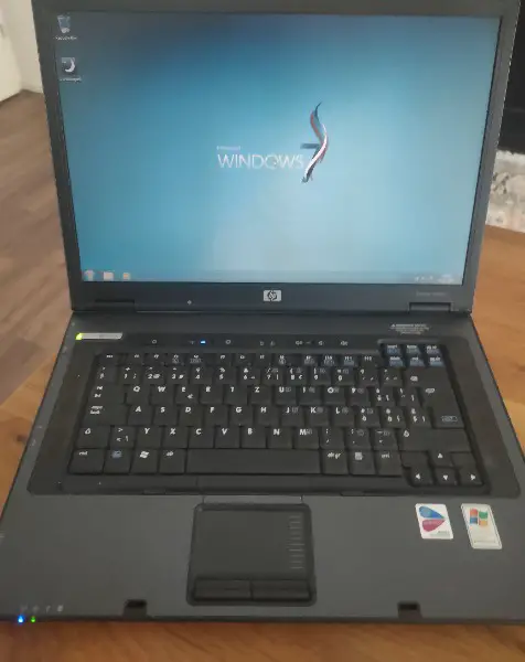 Profi HP nx8220, Pentium M, Windows 7, inkl. Netzteil