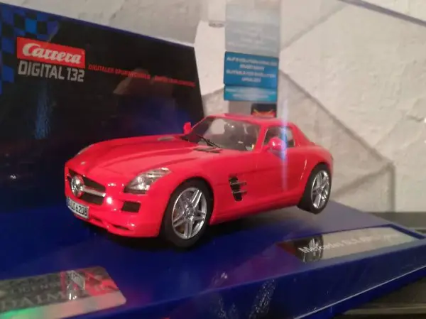 Carrera Digital 132 - Mercedes-Benz SLS Coupe - NEU