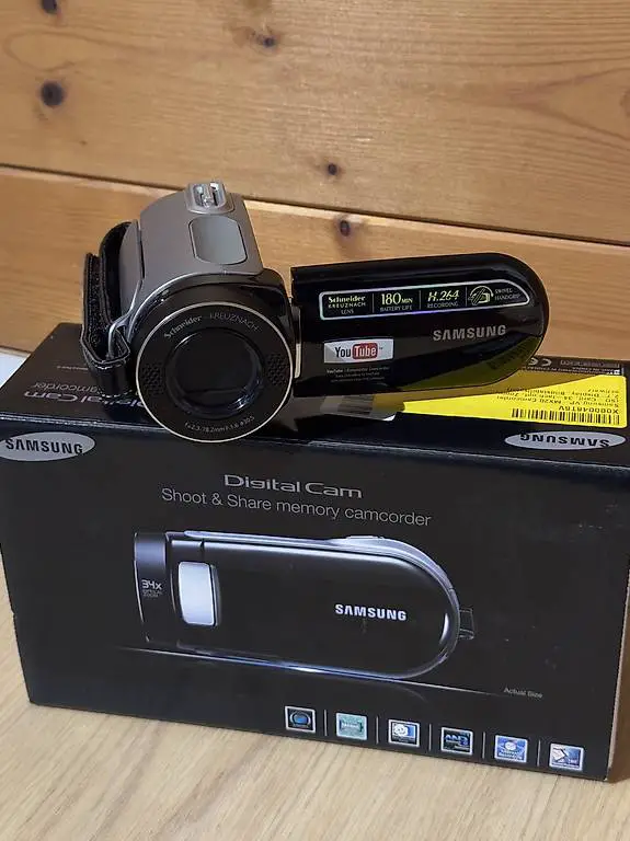 Samsung SC-MX20 Digital Camcorder