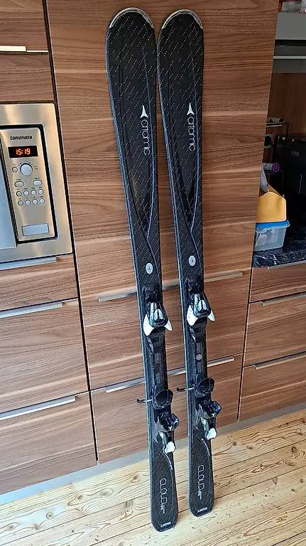 Ski Atomic 163cm