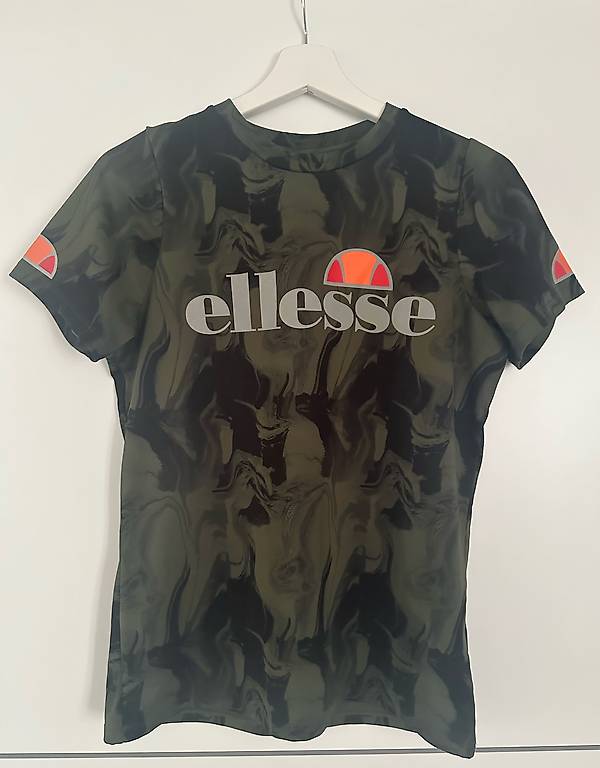 NeuwertigELLESSE Sportshirt