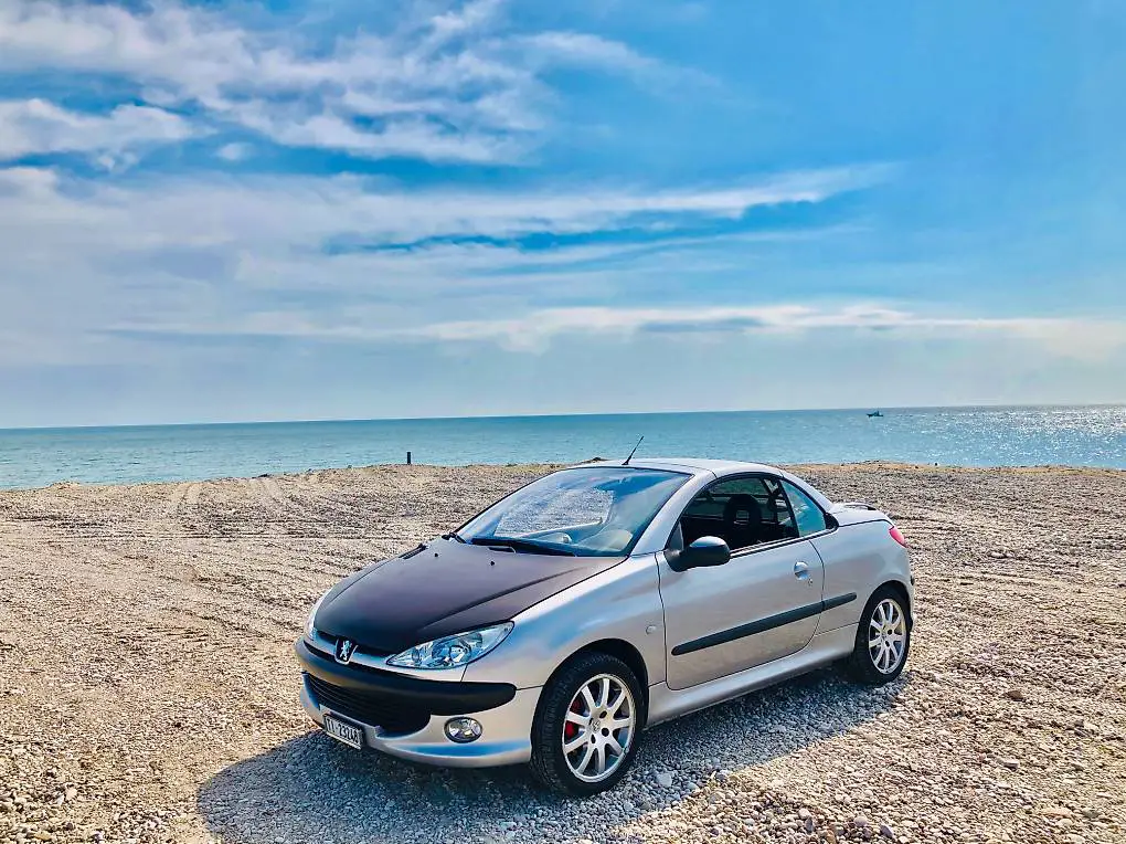 Peugeot 206cc 2.0 GTi
