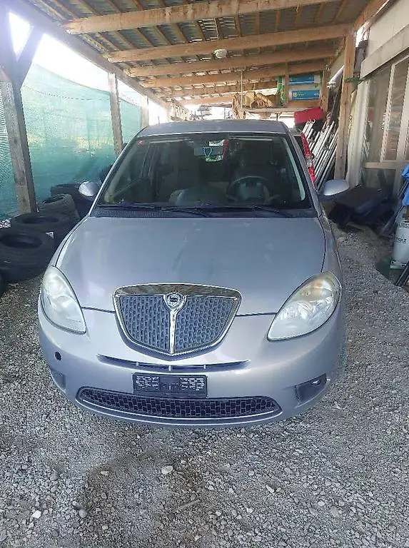 Lancia Ypsilon 1.3 MultiJet