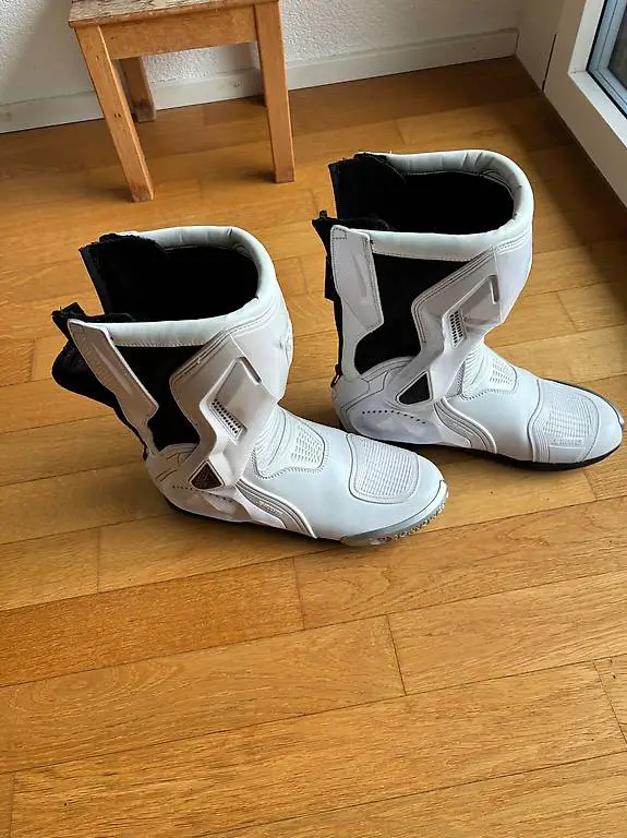 Motorradstiefel