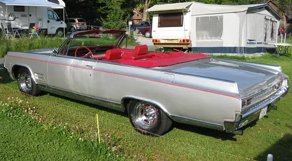 Oldsmobile Starfire Cabrio Jg 1964