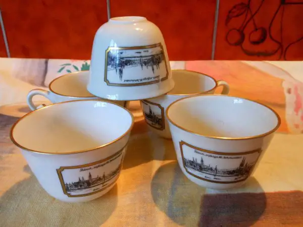 Vintage Moka Tassen und Unterteller Langenthal Porzellan