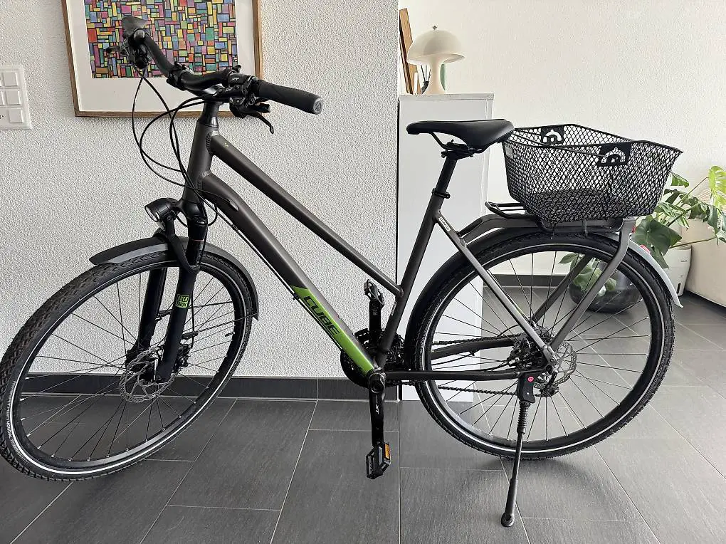 Damen Fahrrad CUBE 54cm