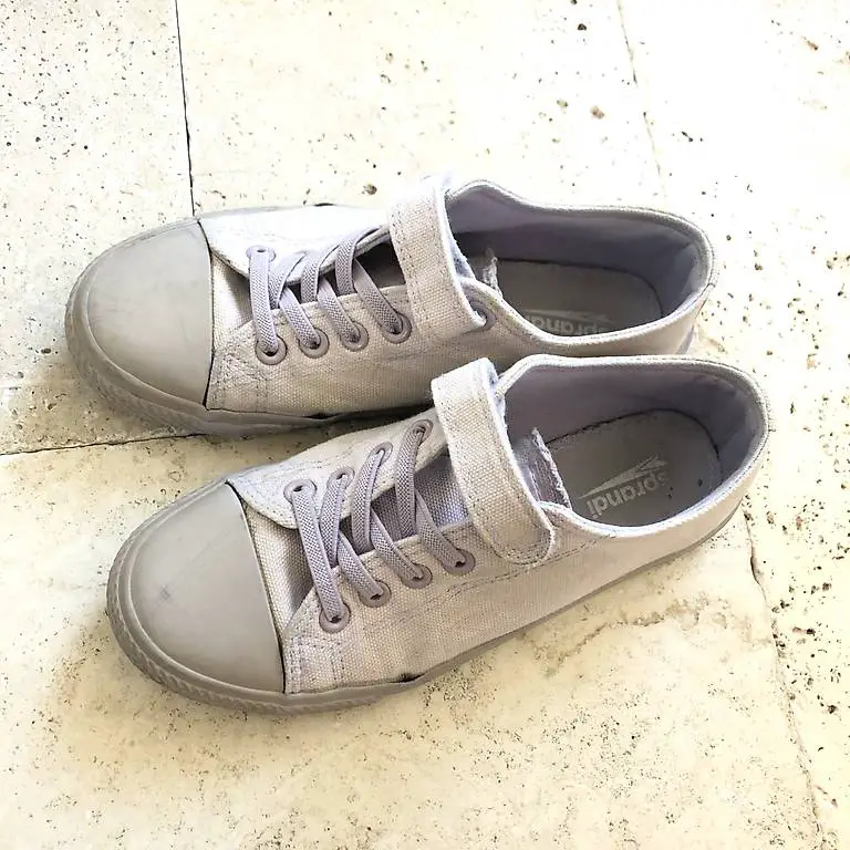 Lila Stoffschuhe, Gr 35