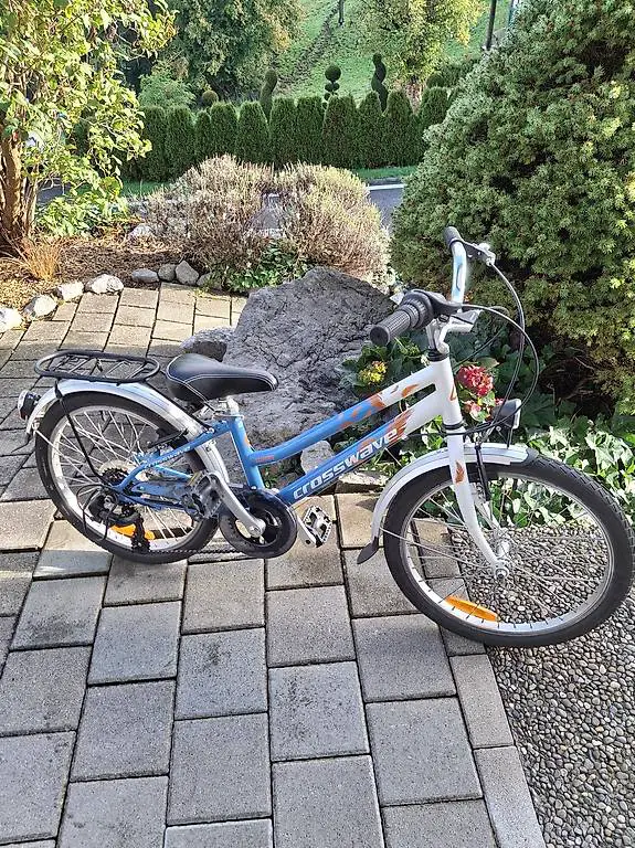 20 zoll Kindervelo mit Gepäckträger und licht