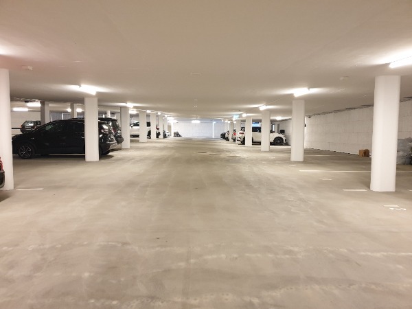 Tiefgaragenparkplatz in Rain ab sofort zu vermieten