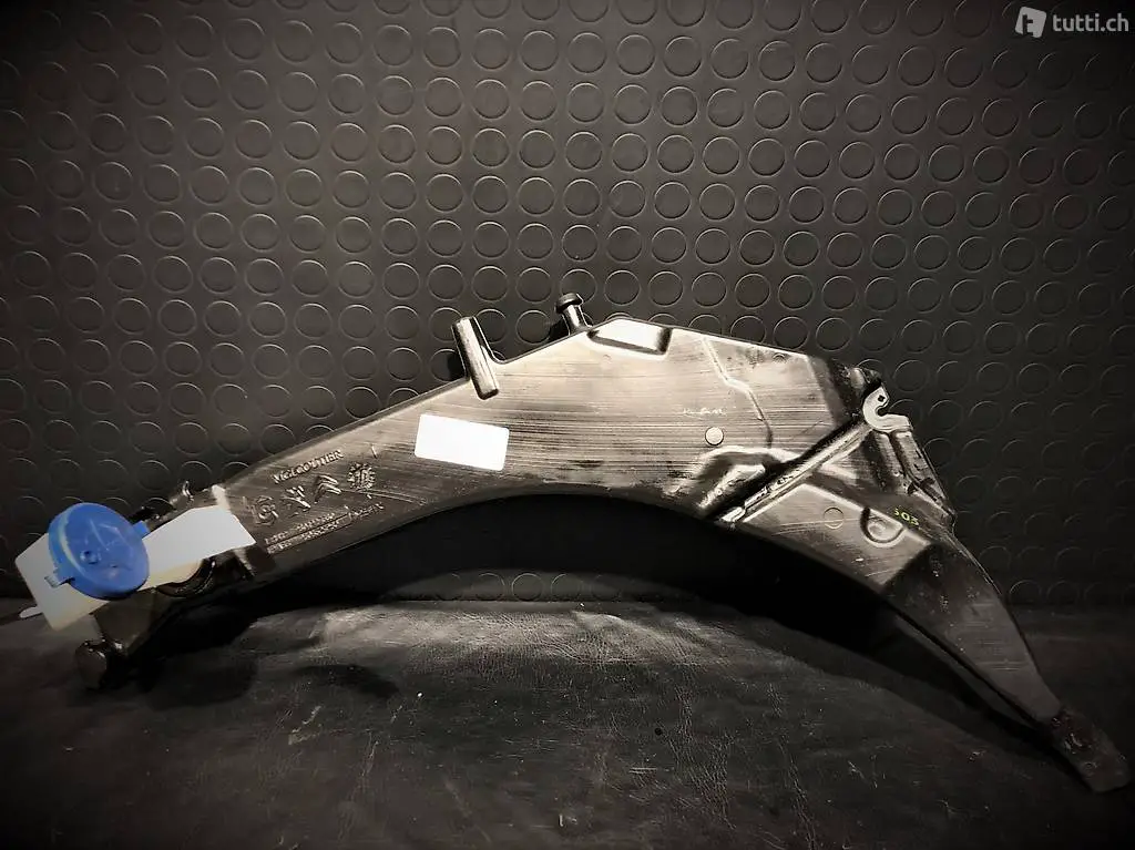  Wasserbehälter Waschanlage Peugeot 308 1.2l